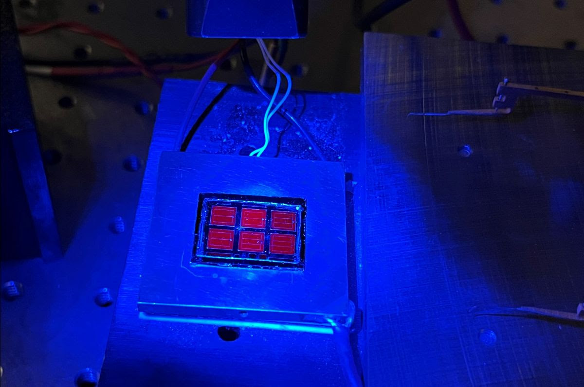 NREL sets new solar cell efficiency record with 'quantum well' design reaching 39.5%