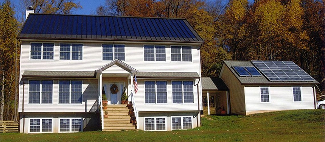 FRONT_VIEW_OF_THE_SOLAR_PATRIOT_HOUSE.jpg