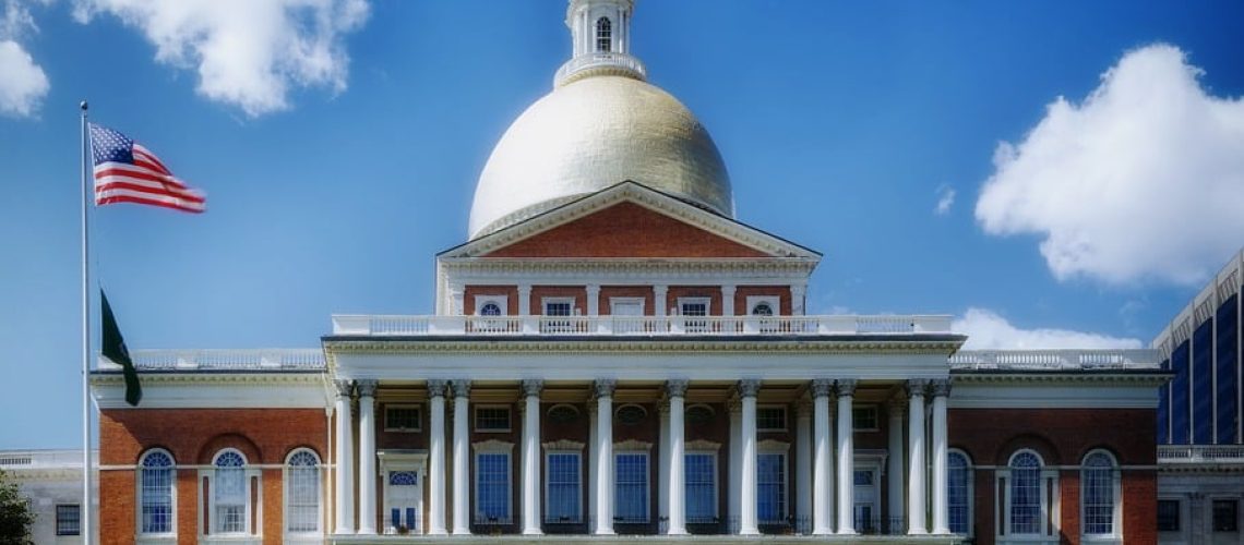 Massachusetts-Capitol-Building.jpg