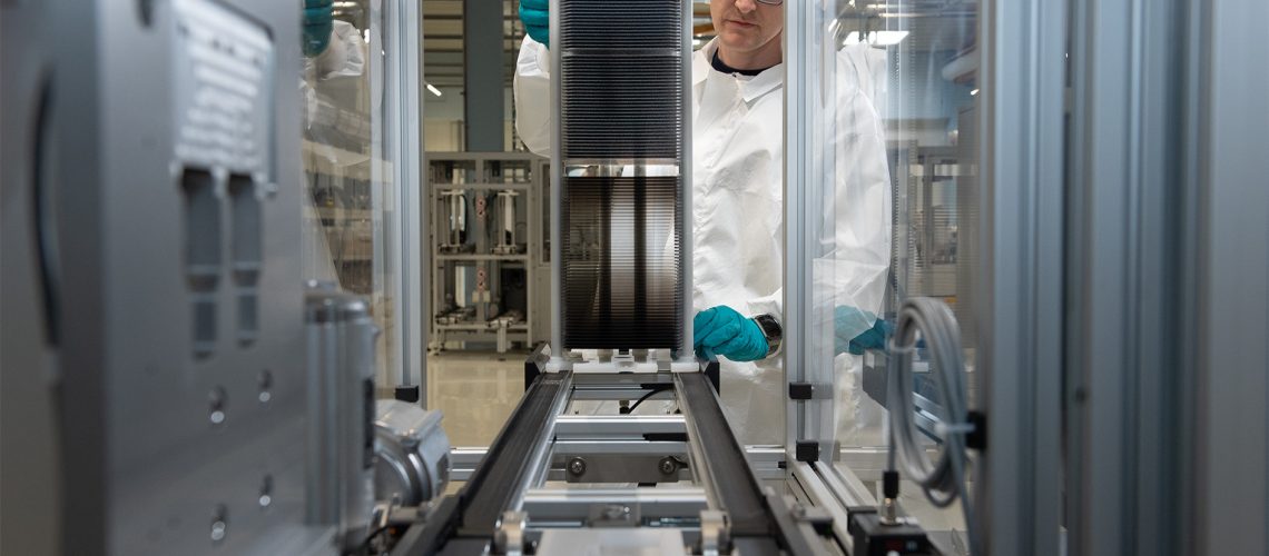 Oxford-PV-perovskite-tandem-production-germany.jpg