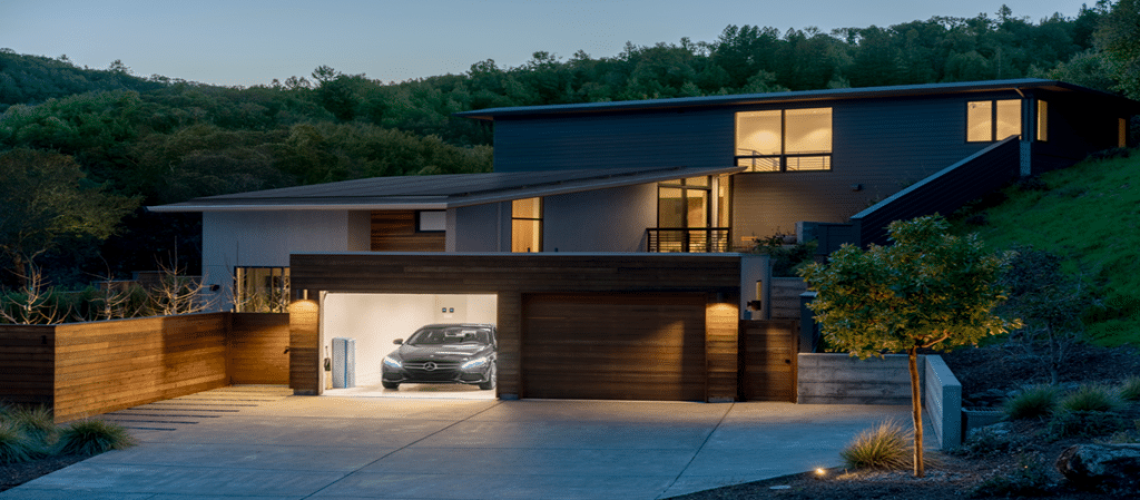 Vivint-Solar-and-Mercedes-Benz-Energy-Storage-Home.png