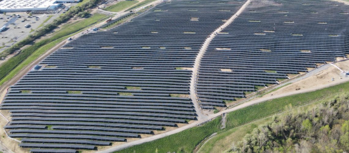 nrjcev-capped-landfill-new-jersey-solar-project.jpg